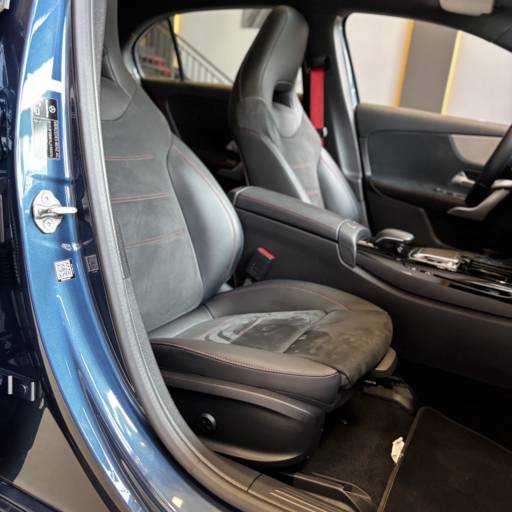 MERCEDES-BENZ A35 AMG 4MATIC TURBO  em Foz do Iguaçu, PR por M7 Exclusive 