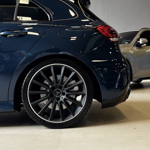 MERCEDES-BENZ A35 AMG 4MATIC TURBO  em Foz do Iguaçu, PR por M7 Exclusive 