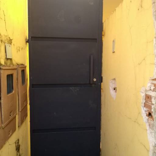 Portões Basculantes por Serralheria Lorieto