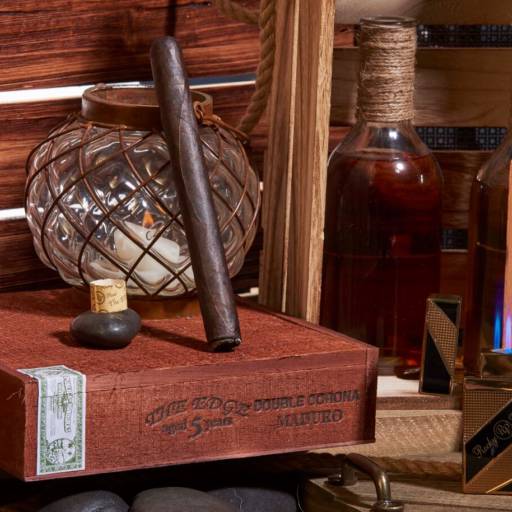 Edge Maduro por H Premium Tobacco