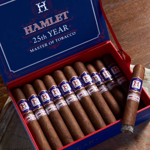 Hamlet 25th Years por H Premium Tobacco