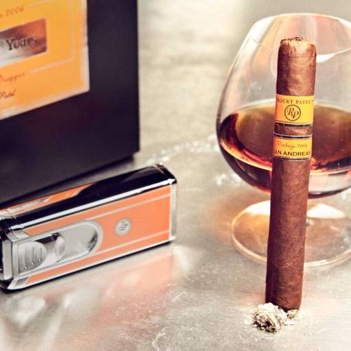 Vintage 2006 por H Premium Tobacco