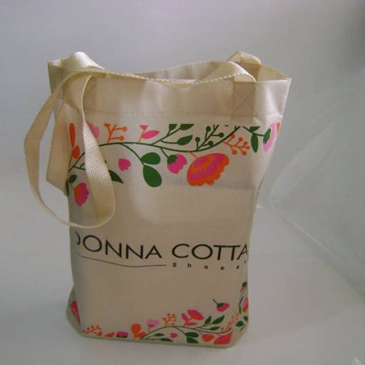 Sacola de TNT MOD.1 por Personale Sacolas Personalizadas