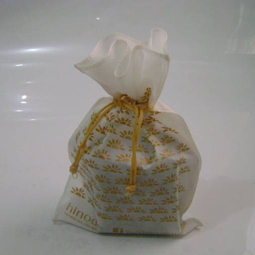 Sacola de TNT MOD.9 por Personale Sacolas Personalizadas