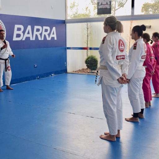 Jiu-Jitsu Feminino por Academia Gracie Barra