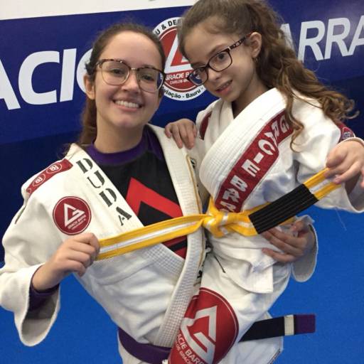 GB Kids por Academia Gracie Barra