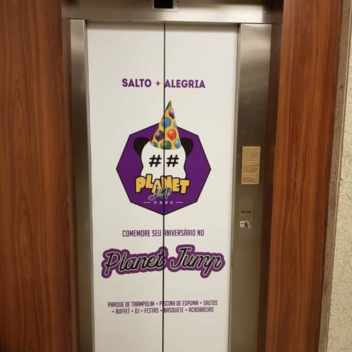 Adesivagem de portas, janelas, vidros, etc... por LS Printer