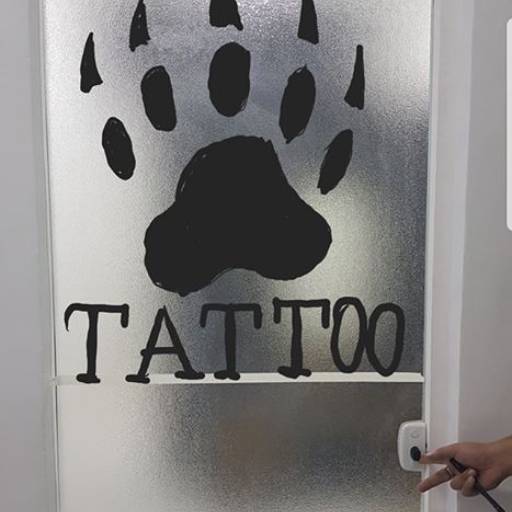 Adesivagem de portas, janelas, vidros, etc... por LS Printer