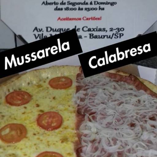 Comprar o produto de Mussarela / Calabresa em Pizzas pela empresa Naka's Pizzaria em Bauru, SP por Solutudo