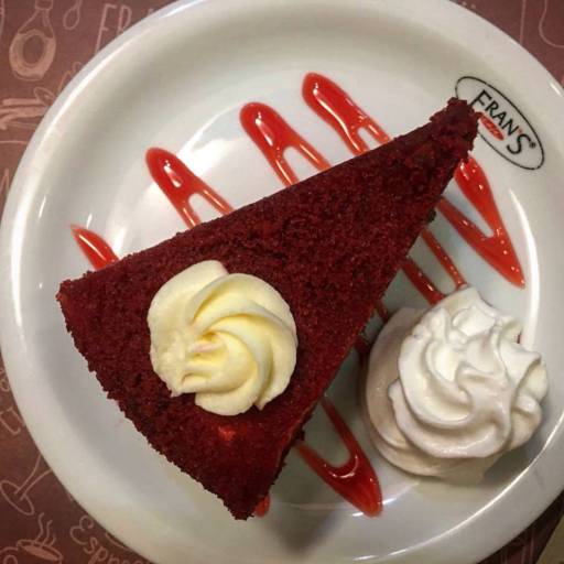 Comprar o produto de Red Velvet em Alimentos e Bebidas pela empresa Fran's Café (Rodoviária) em Bauru, SP por Solutudo