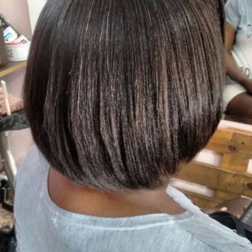 Corte por Lilian Tobias