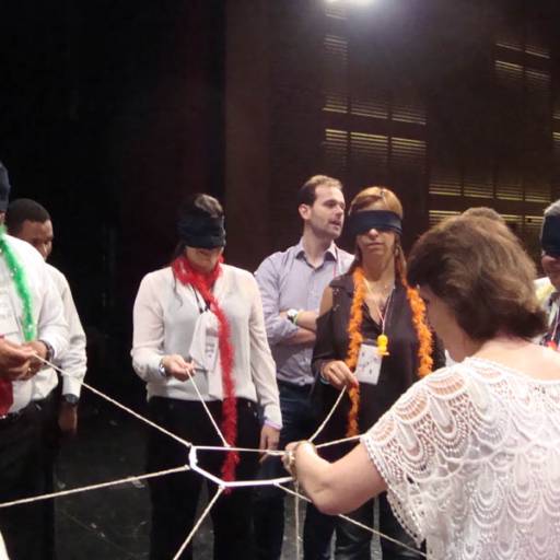 Coaching de Equipe por Rosa Perrella - Desenvolvendo Pessoas e Organizações