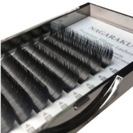 Cílios  por Margot Cosméticos (Redentor)