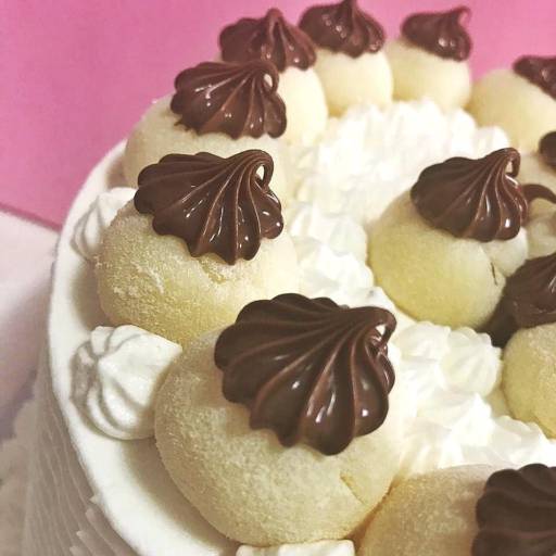 Bolo Ninho com Nutella por Le Confetti Doceria Gourmet