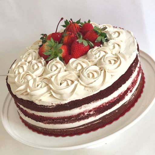  Bolo Red Velvet por Le Confetti Doceria Gourmet