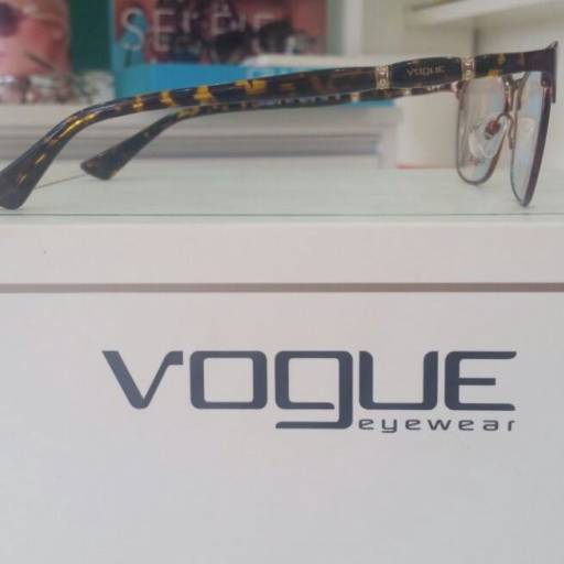 Vogue 3987B por Ótica Foco