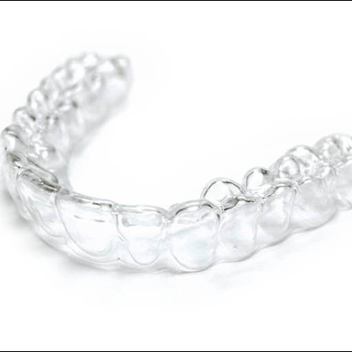 Alinhadores por Sartori Odontologia CR0-SP 19464 - RT: Patrícia Sartori CR0 106940