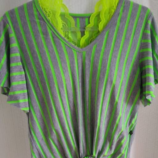 Blusa listrada Neon por DG Incssante