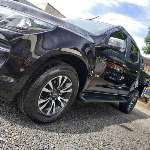 Antes e Depois S10 por StetyCar Estacionamento & Estética Automotiva