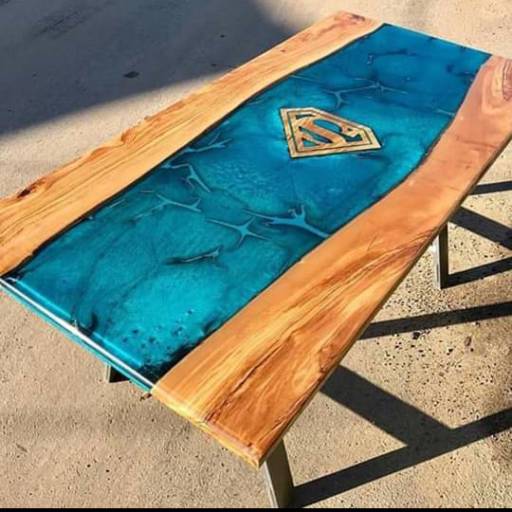 Mesa River Table personalizada por Wood Arts Cortados e Resinados