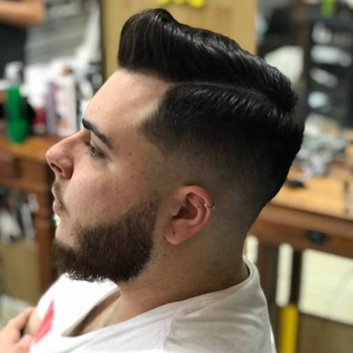 Cabelo & Barba  por Barbearia Infante Don'henrique     ( Thaison )