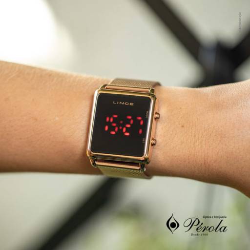 Comprar o produto de Relógio feminino Lince em Acessórios da Moda pela empresa Óptica e Relojoaria Pérola - Loja 2 em Birigui, SP por Solutudo