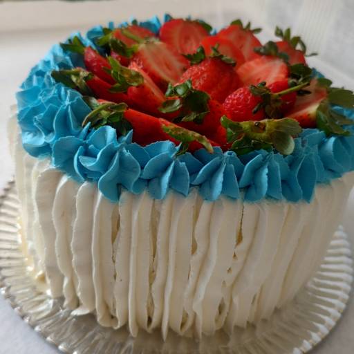 Bolo confeitado (kg) em Jundiaí, SP por Dillana Salgateria & Confeitaria Bolo confeitado (kg) em Jundiaí, SP por Dillana Salgateria & Confeitaria