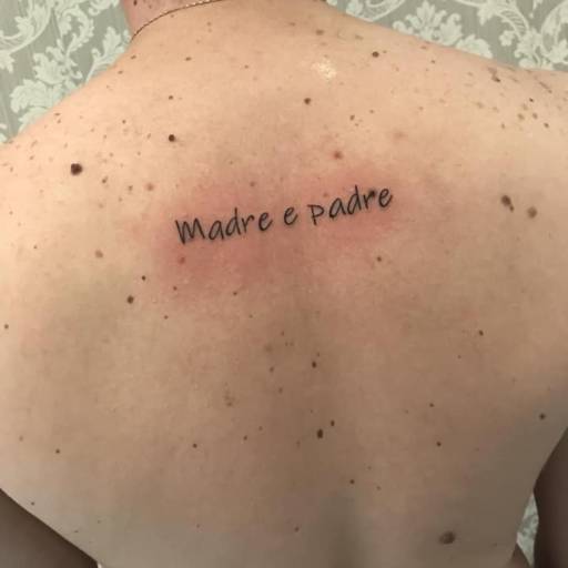 Tatuagem escrita