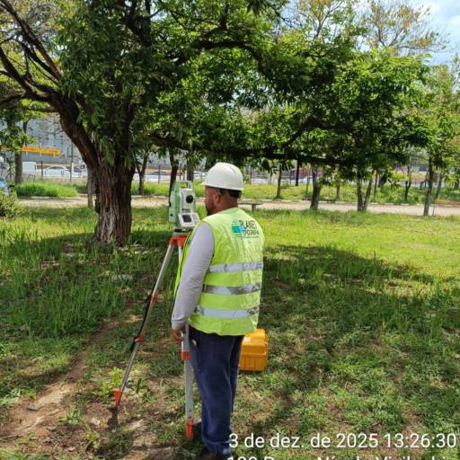 Levantamento planialtimétrico de área urbana, base precisa para projetos seguros.