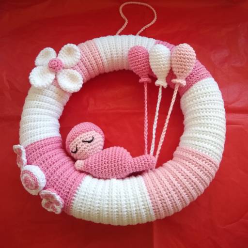 Guirlanda por Dona Fá Bolsas, Artesanatos e Presentes