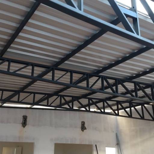 Cobertura completa por Ecco Teto Estruturas Galvanizadas