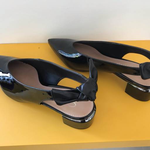 Slingback Verniz por Theodora Store 