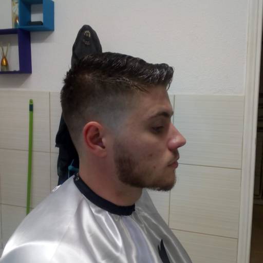 Corte  por Saint's Brothers