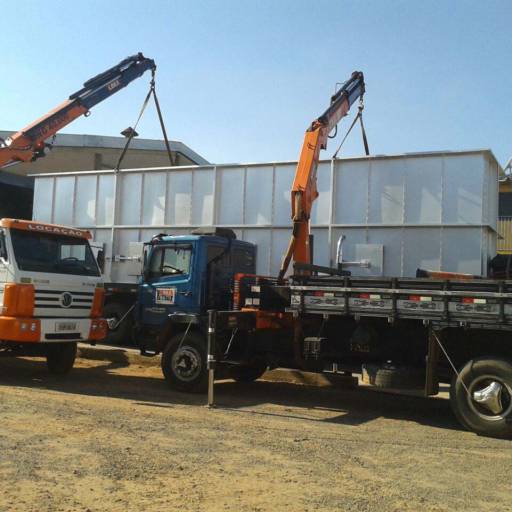 Comprar o produto de Caminhão - Movimentação de carga pesada em A Classificar pela empresa LocaBotu em Botucatu, SP por Solutudo
