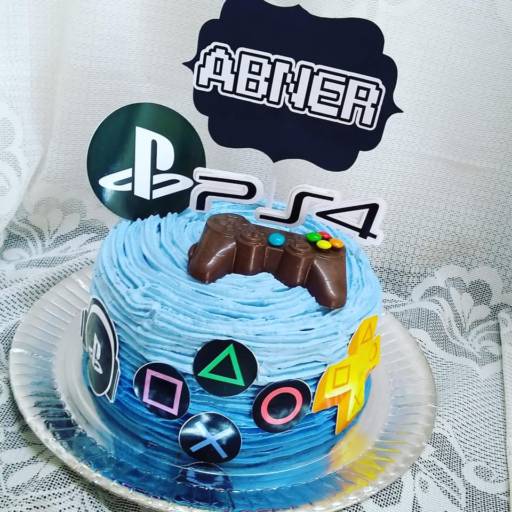 Bolos Personalizados por Delícias Demarchi