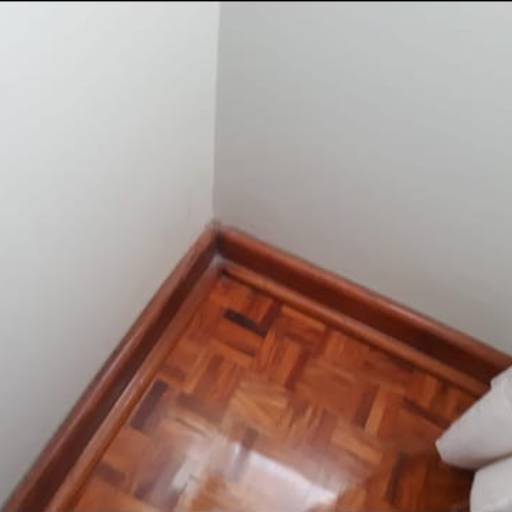 Rodapé de Peroba de Fabricação Própria por Rubens Ramos Restaurador de Tacos