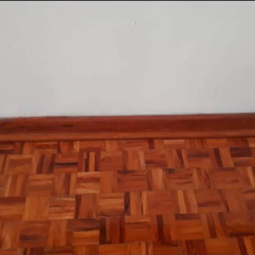 Rodapé de Peroba de Fabricação Própria por Rubens Ramos Restaurador de Tacos