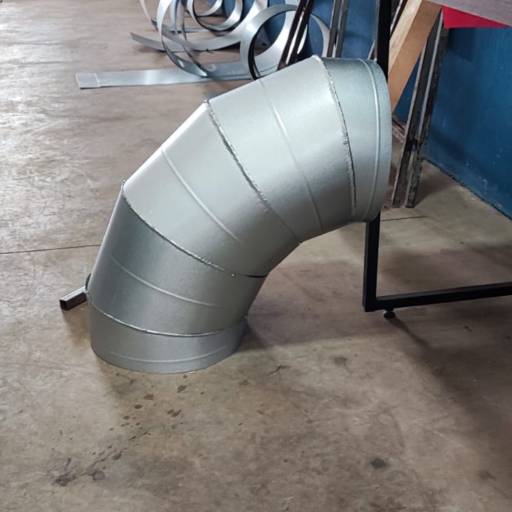 Duto metálico sob medida com eficiência em Assis, SP