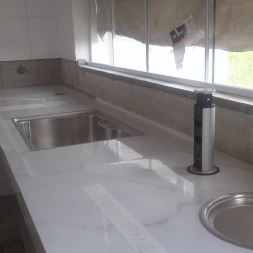 Bancadas e Nichos em Porcelanato: Estilo e Funcionalidade em Adamantina por Casa do Porcelanato FB