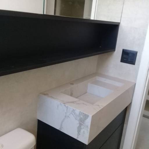 Bancadas e Nichos em Porcelanato: Estilo e Funcionalidade em Adamantina por Casa do Porcelanato FB