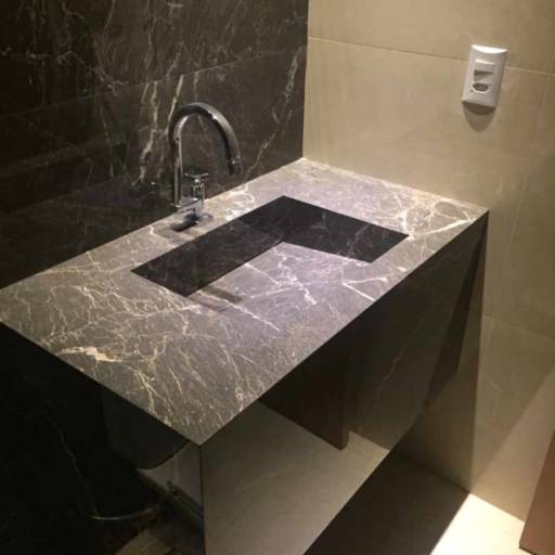 Bancadas e Nichos em Porcelanato: Estilo e Funcionalidade em Adamantina por Casa do Porcelanato FB