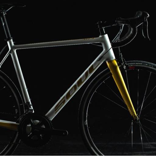 Comprar o produto de 3R3 Shimano 105 em Ciclismo pela empresa Bike Cia Prime - Jardim América em Bauru, SP por Solutudo