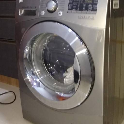 Envelopamento Máquina de Lavar por Queta Art Sound