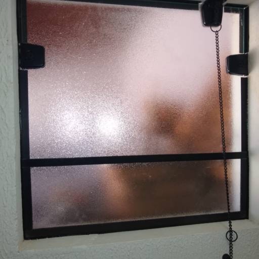 Janelas Pivotantes por Top Vidros Vidraçaria