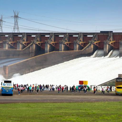 Táxi para a Itaipu em foz