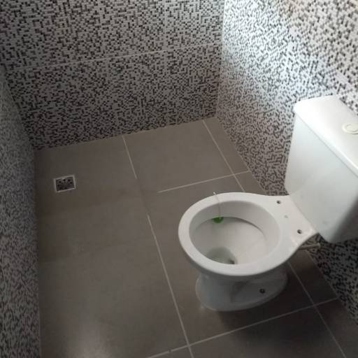 Porcelanatos e Pisos por HC Construção Civil