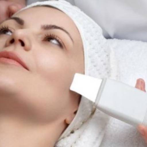 Peeling Ultrassônico por Centro de Estética Depil’ Arte