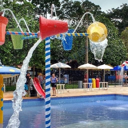 Brinquedos para Playground Aquático por Sideral Parques Infantis - Fabricação e Reformas