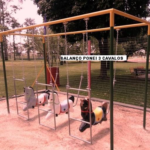 6 - Playgrounds De Metal E Fibra por Sideral Parques Infantis - Fabricação e Reformas