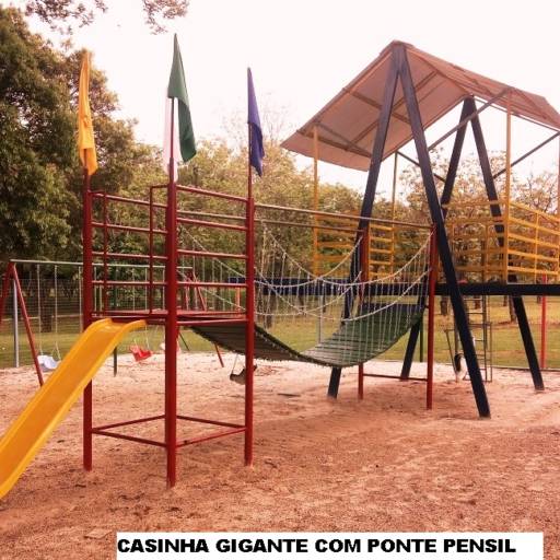 6 - Playgrounds De Metal E Fibra por Sideral Parques Infantis - Fabricação e Reformas